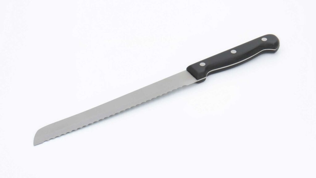 Cuchillo de sierra: ¿Cómo se usa y para qué está hecho en realidad